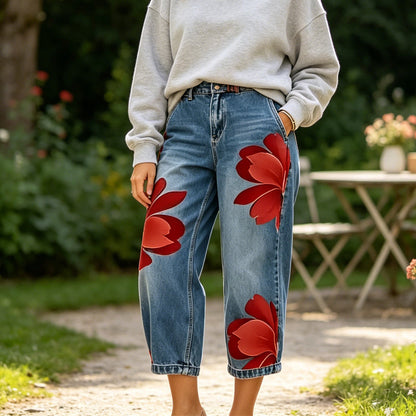 👖 IDŐSZAKOS 30% KEDVEZMÉNY! ✨ Női virágos szárú farmer – Egyedi applikáció, puha, 6 színben 🌸
