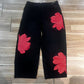 👖 IDŐSZAKOS 30% KEDVEZMÉNY! ✨ Női virágos szárú farmer – Egyedi applikáció, puha, 6 színben 🌸
